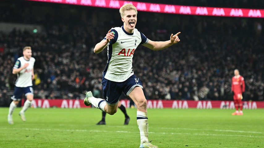 คาราบาว คัพ : ท็อตแนม ฮ็อตสเปอร์ส VS ลิเวอร์พูล